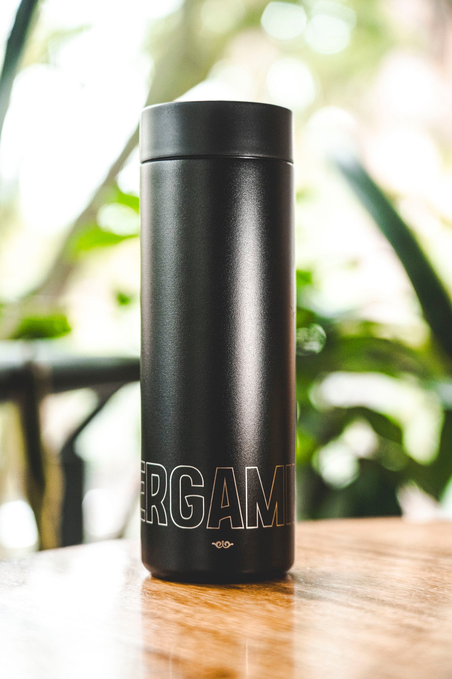 PERGAMINO MiiR Black Bottle